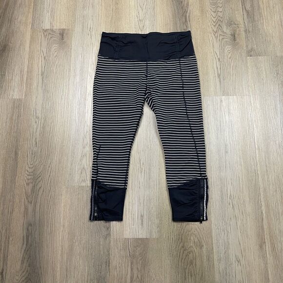 Lululemon Pants Womens 10 Black White Striped High Rise Zipper Cropped Capri - Picture 1 of 14
